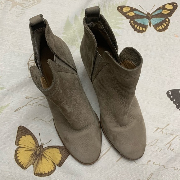 Lucky brand suede Jana ankle boots - Picture 4 of 7